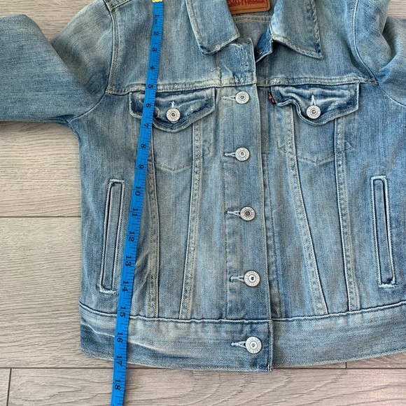 Levi’s Original Trucker Denim Jean Jacket - Picture 9 of 10